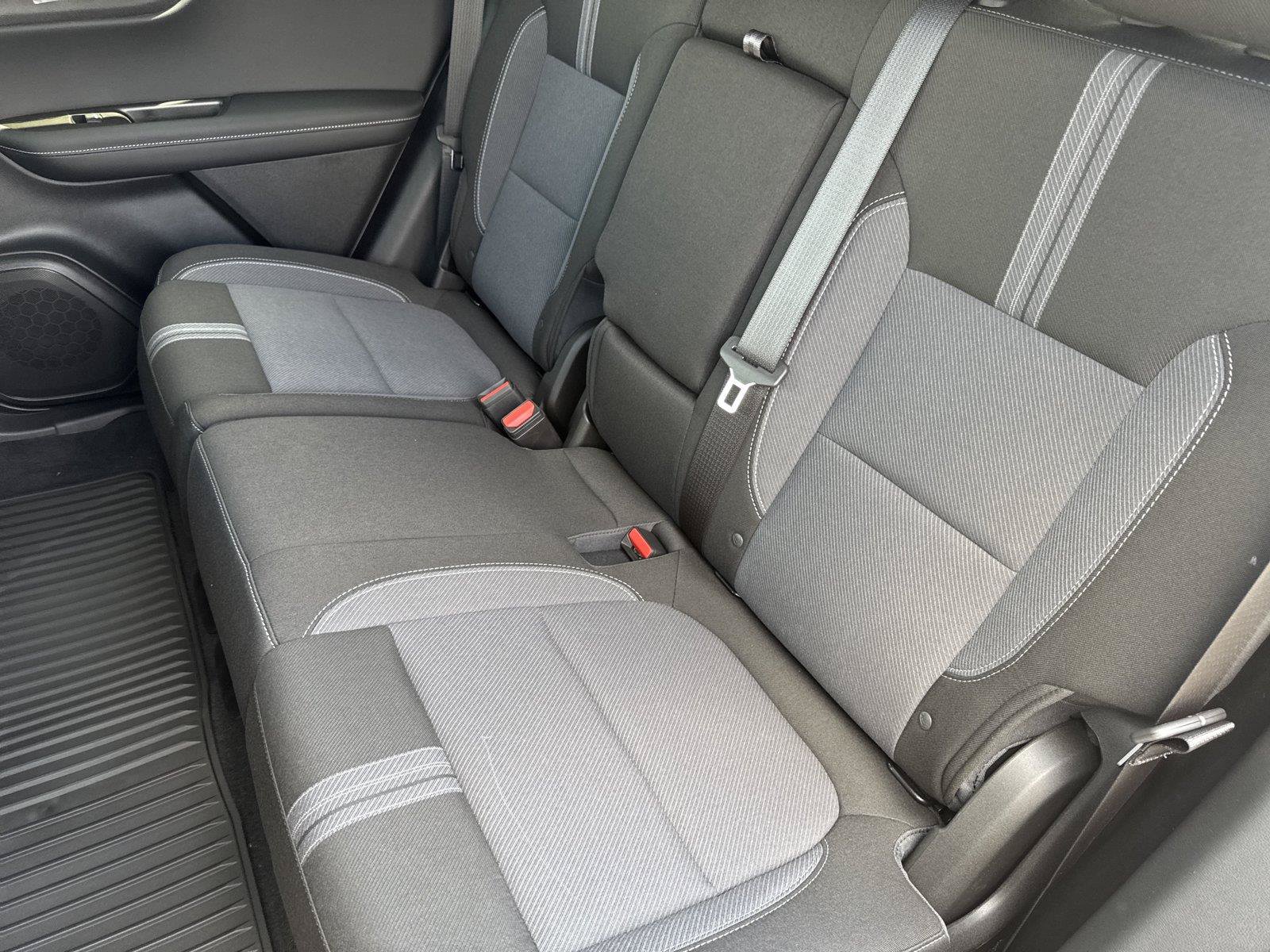 New 2026 Chevrolet Blazer LT w/ Convenience Package FWD image 31