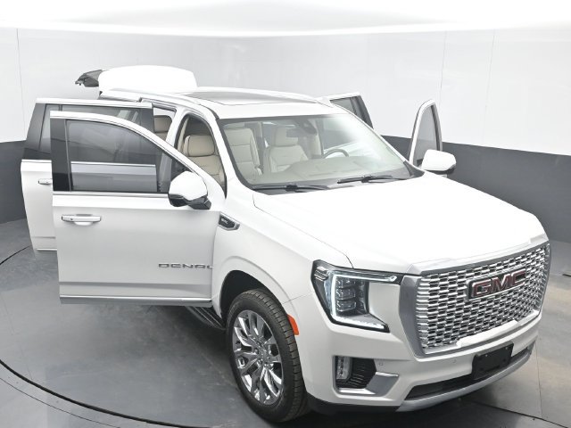 Used 2021 GMC Yukon XL Denali AWD/4WD image 55