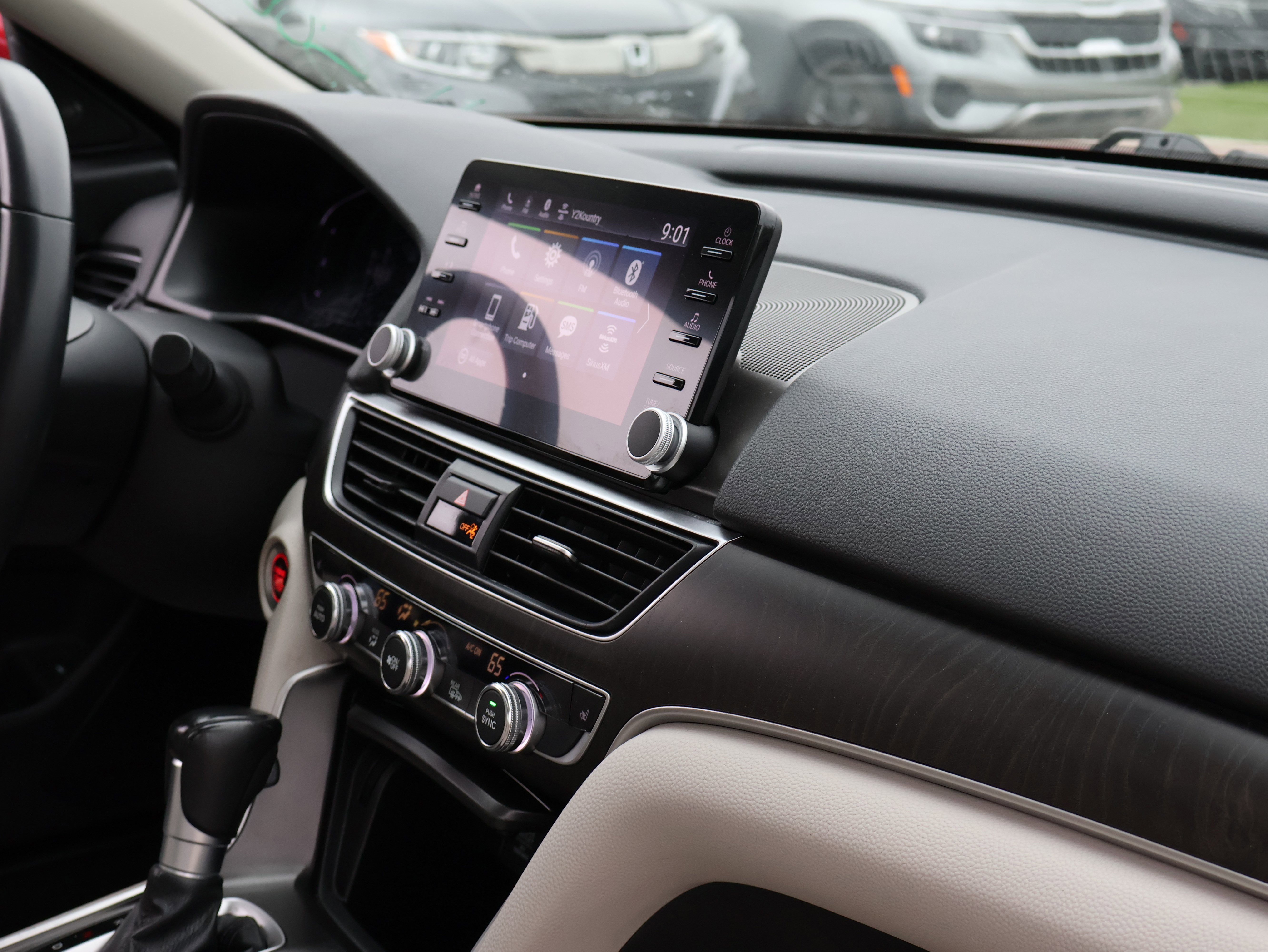 Used 2021 Honda Accord EX-L image 10