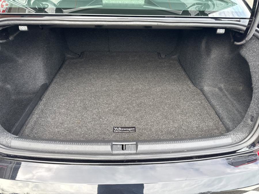 Used 2019 Volkswagen Passat 2.0T SE R-Line FWD image 39