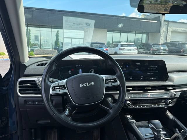 Certified 2024 Kia Telluride S w/ S Sunroof Package AWD/4WD image 11
