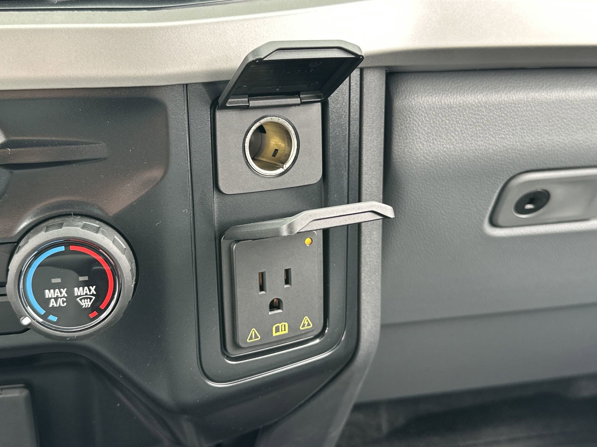 New 2025 Ford F450 XL w/ XL Chrome Package image 6