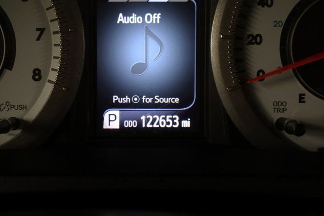 Used 2019 Toyota Sienna SE image 14