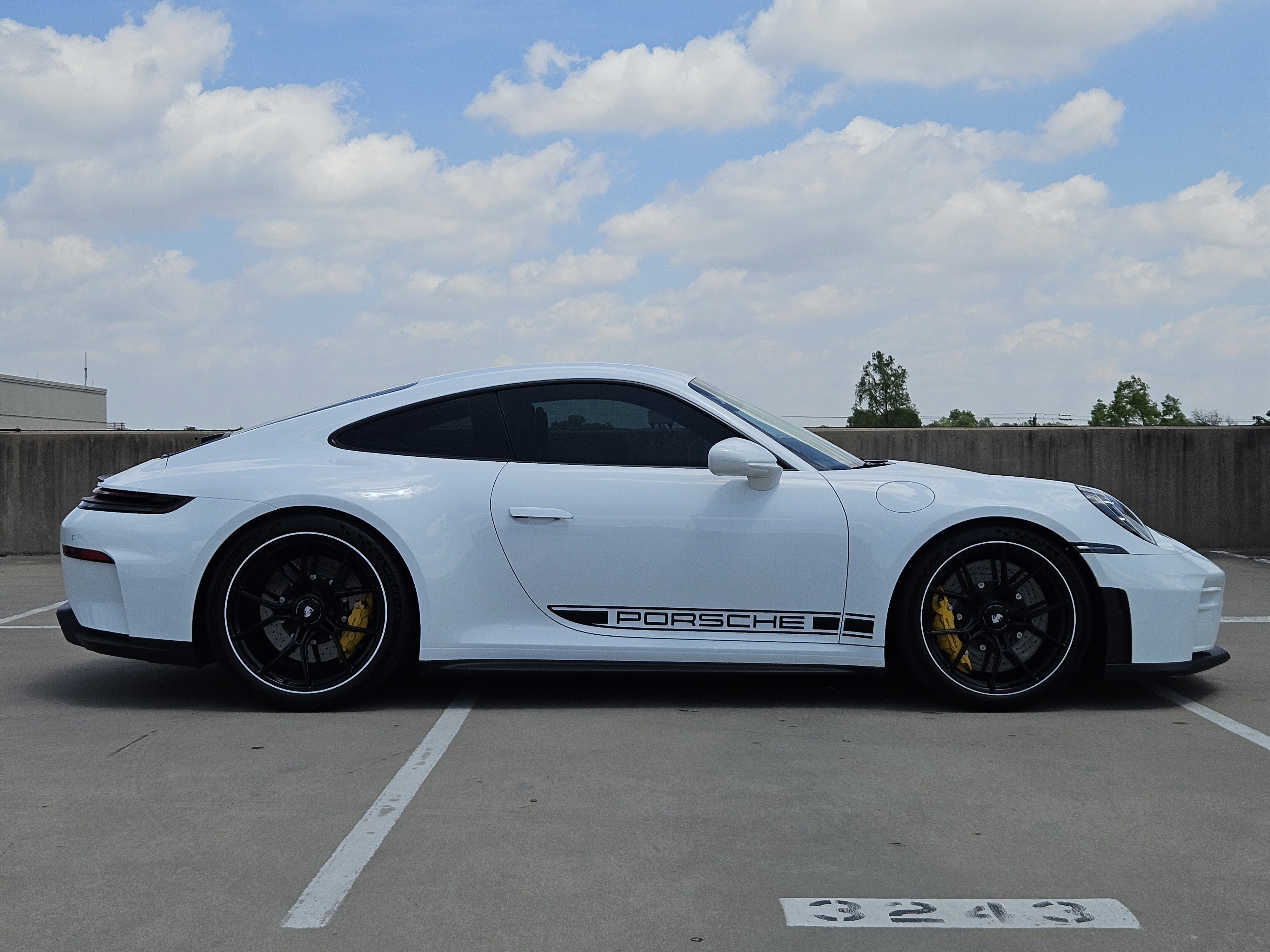 Used 2026 Porsche 911 GT3 RWD image 9
