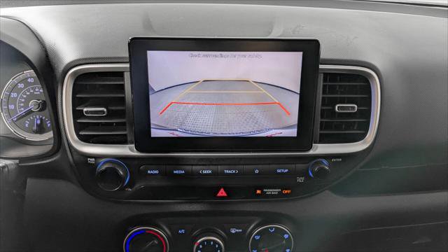 Used 2021 Hyundai Venue SE image 29
