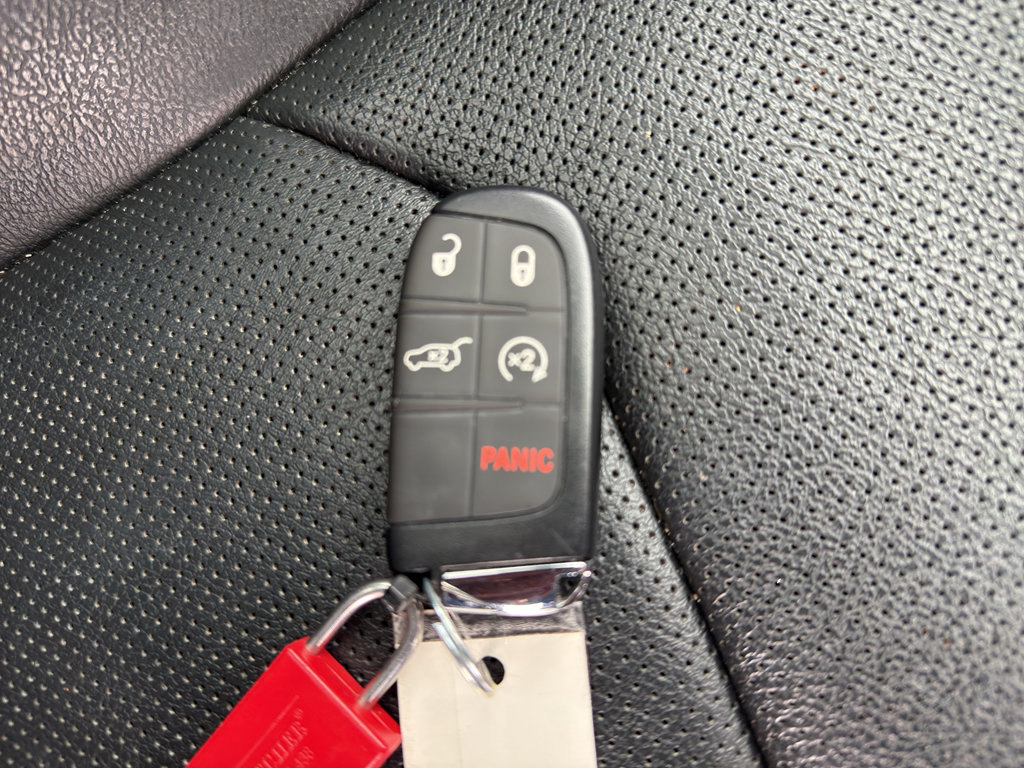 Used 2023 Jeep Compass Limited w/ Elite Group AWD/4WD image 34