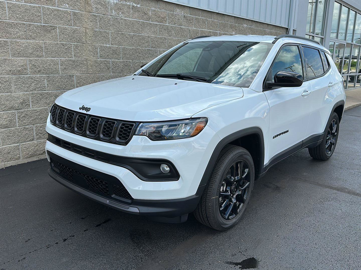 New 2026 Jeep Compass Latitude AWD/4WD image 35
