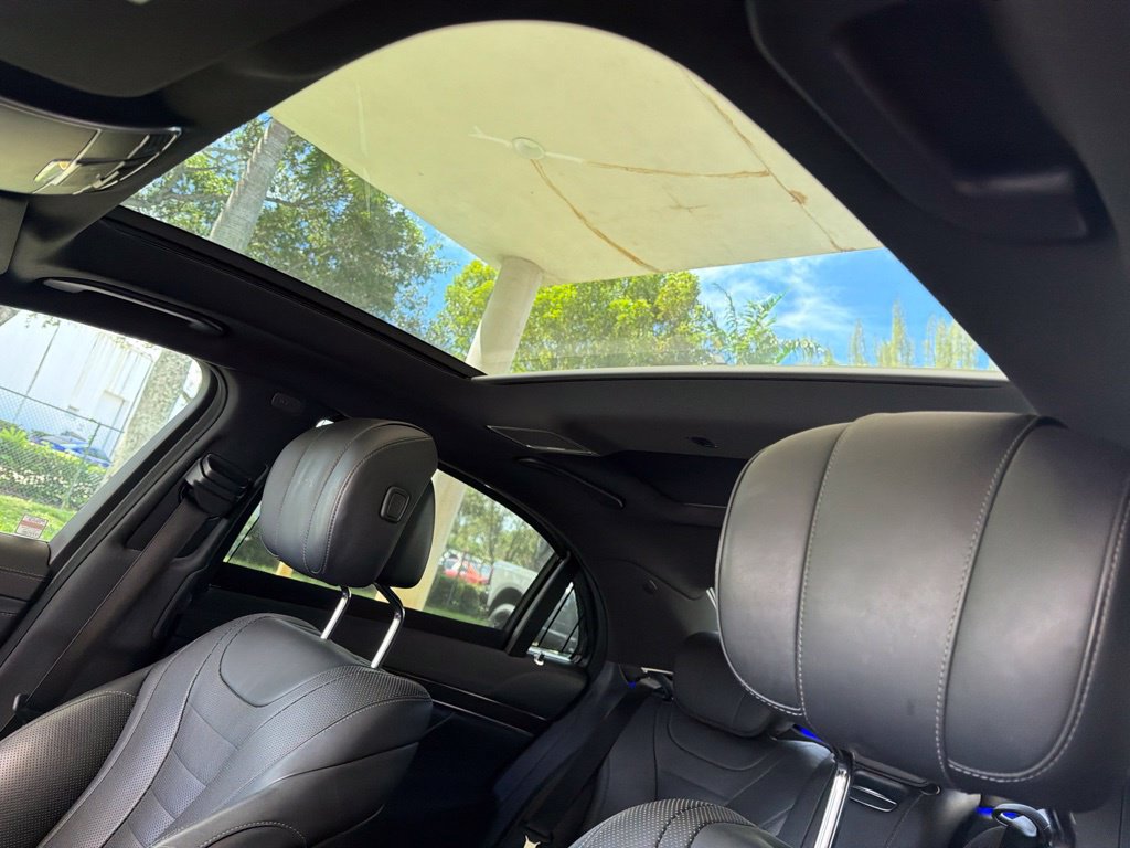 Used 2015 Mercedes-Benz S 550 Sedan image 18