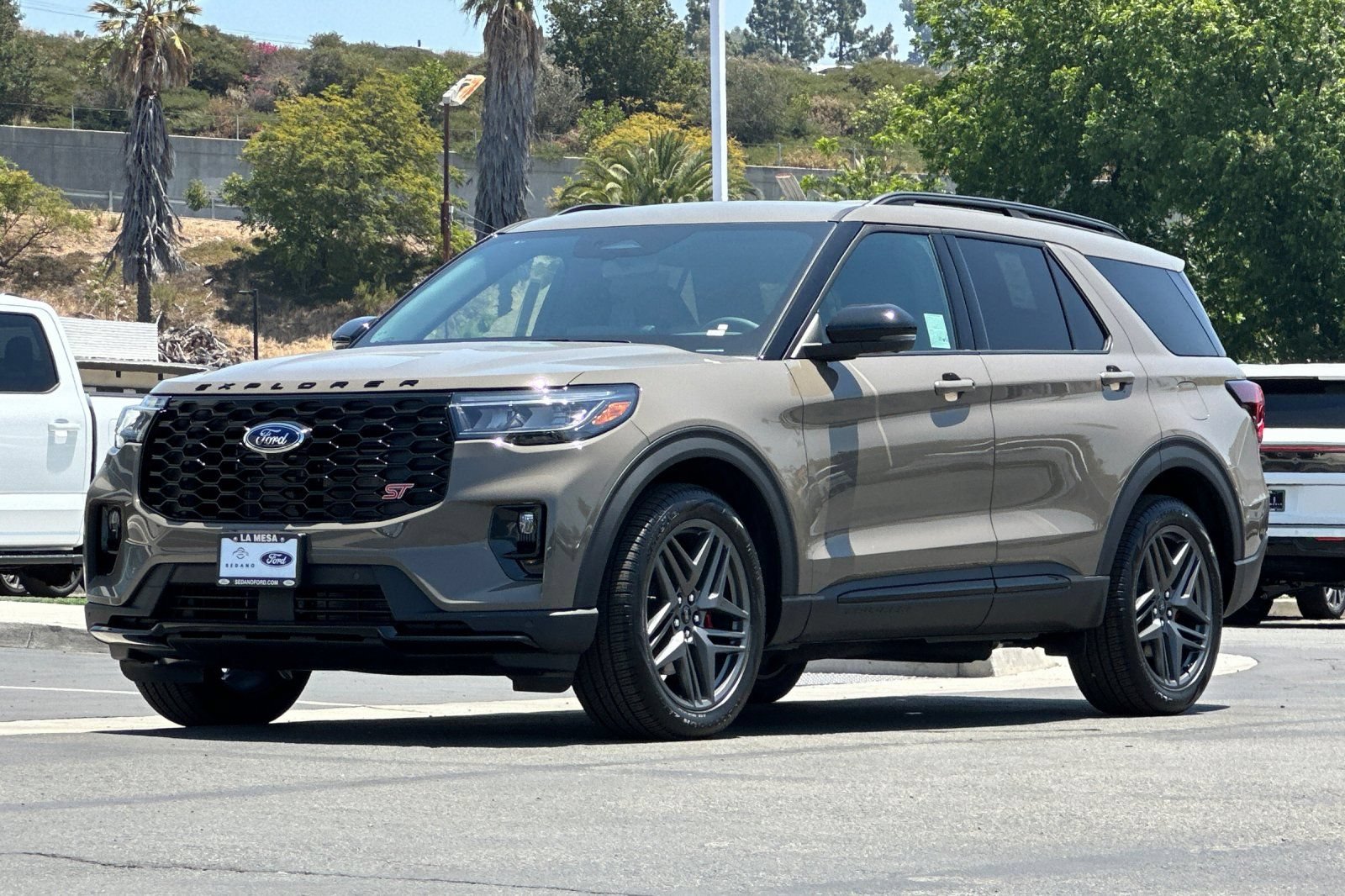 New 2026 Ford Explorer ST w/ Sun And Sound Package AWD/4WD image 7