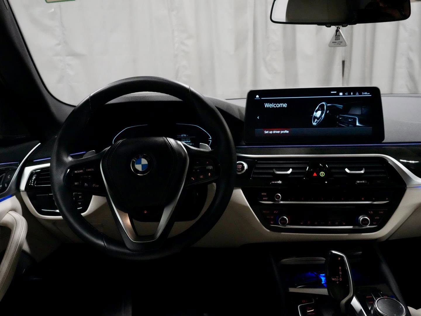 Certified 2023 BMW 540i xDrive w/ Premium Package image 3