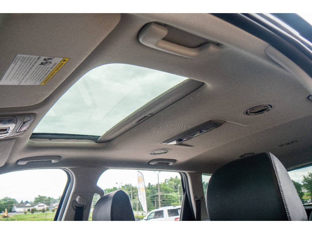 Used 2023 Kia Telluride S w/ S Sunroof Package AWD/4WD image 8