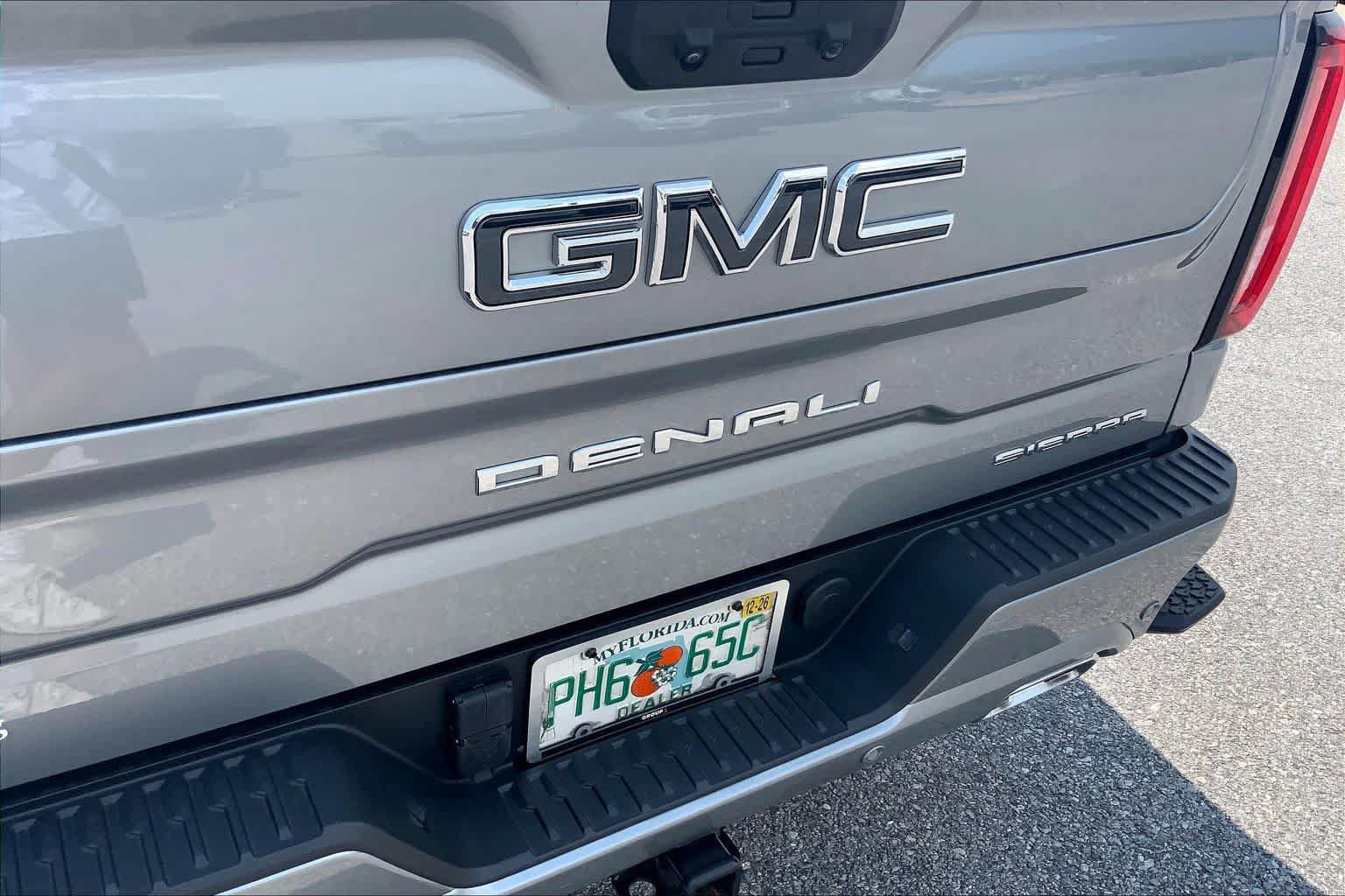 Used 2025 GMC Sierra 1500 Denali Ultimate AWD/4WD image 31
