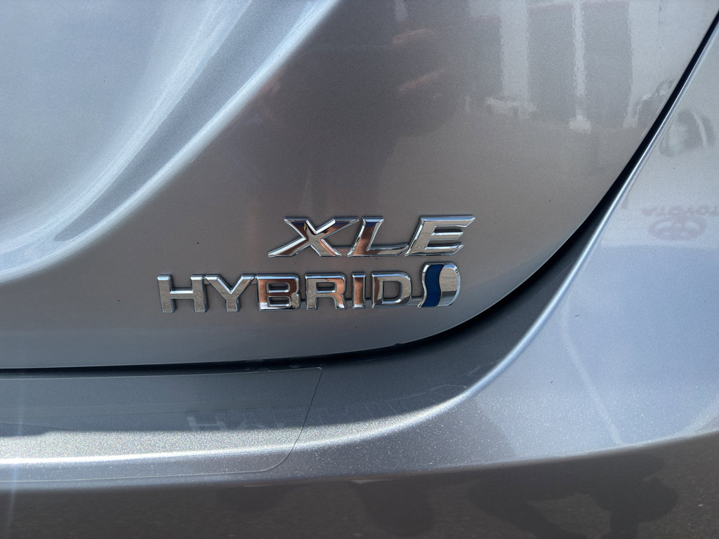 Used 2024 Toyota Camry XLE image 24