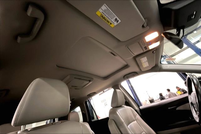 Used 2016 Honda Pilot Touring image 22