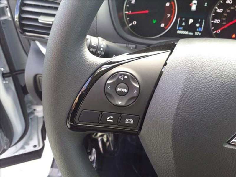 Used 2024 Mitsubishi Eclipse Cross ES image 18