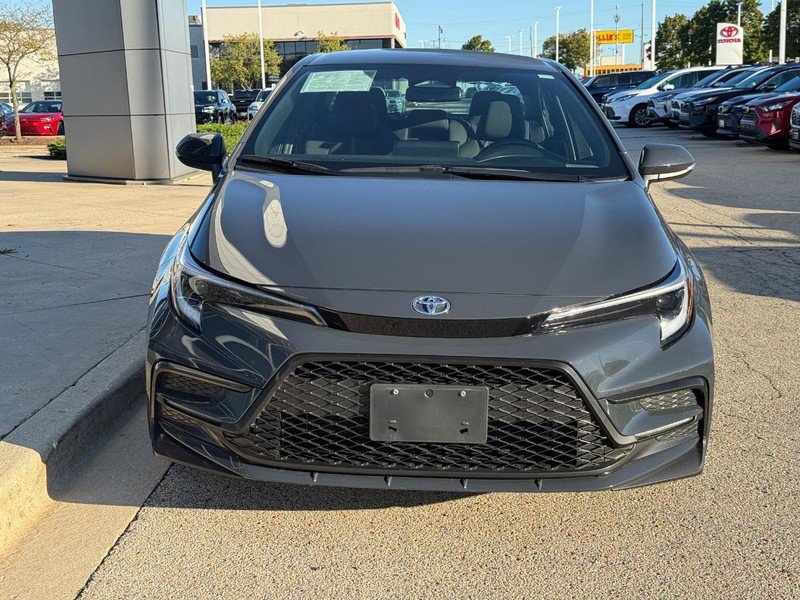 Used 2024 Toyota Corolla SE w/ SE Convenience Package FWD image 8