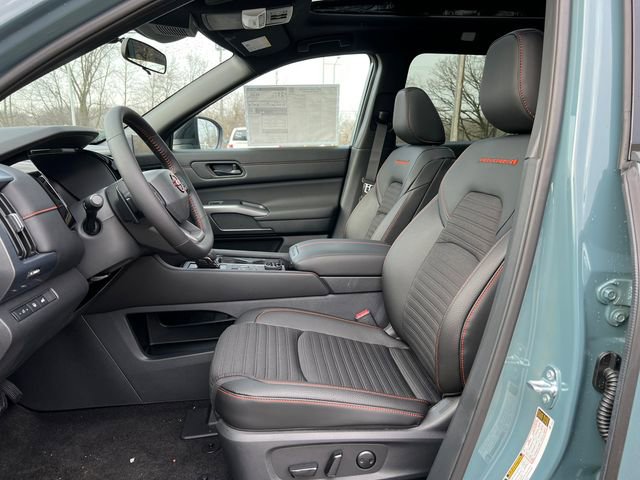 New 2026 Nissan Pathfinder Rock Creek image 4