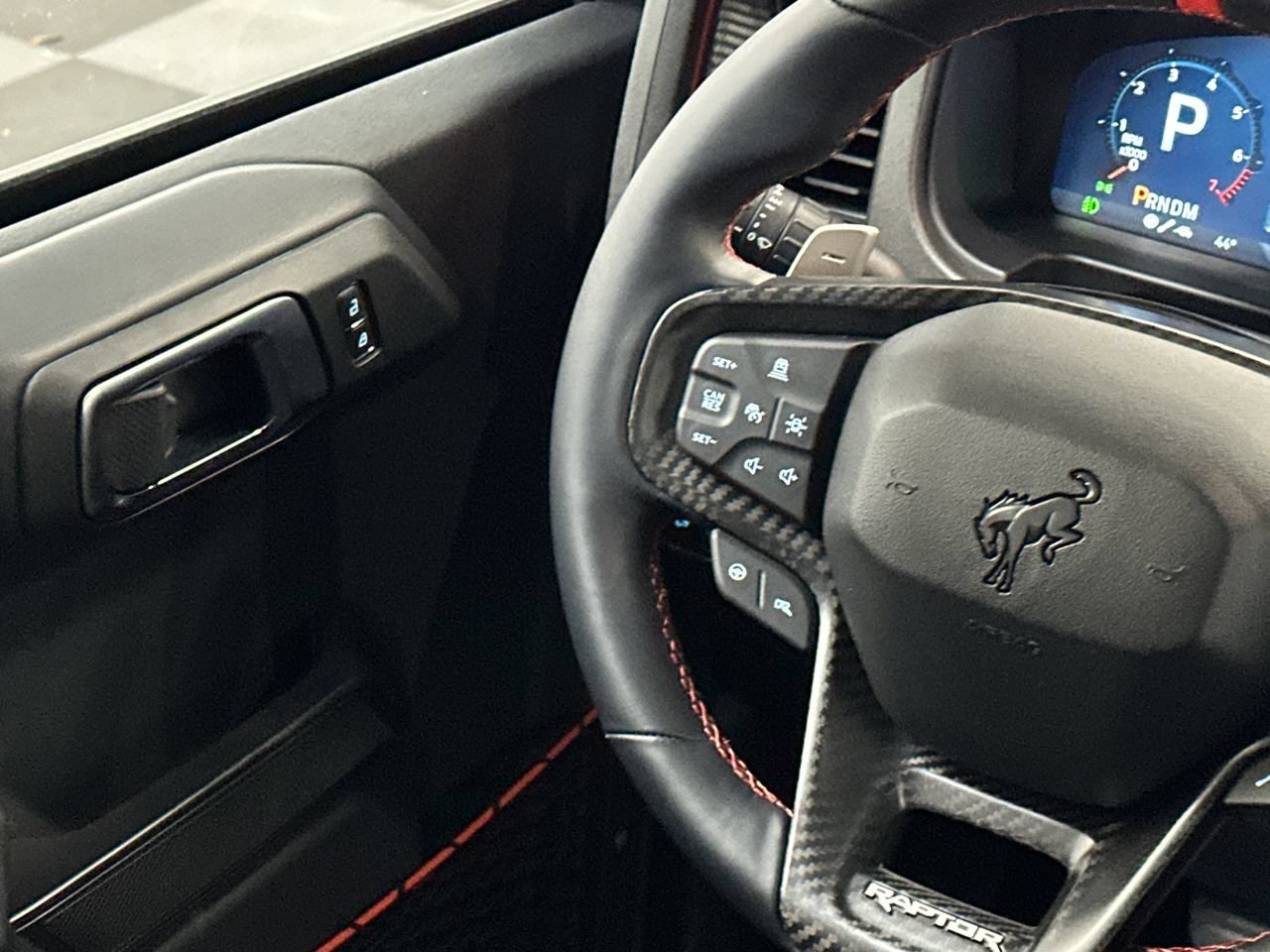 New 2025 Ford Bronco Raptor w/ Interior Carbon Fiber Pack AWD/4WD image 23