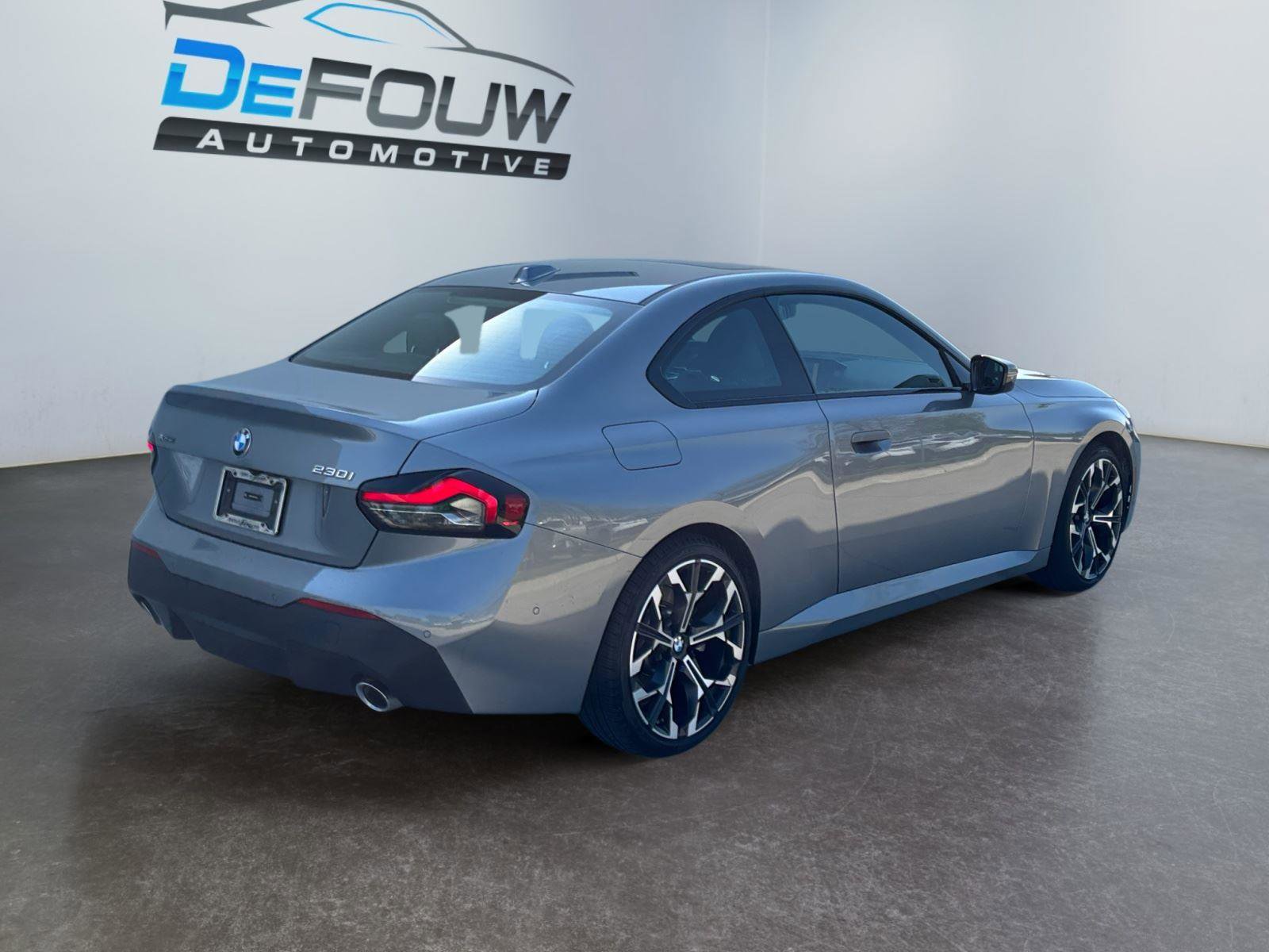 Certified 2025 BMW 230i xDrive Coupe w/ M Sport Package AWD/4WD image 3