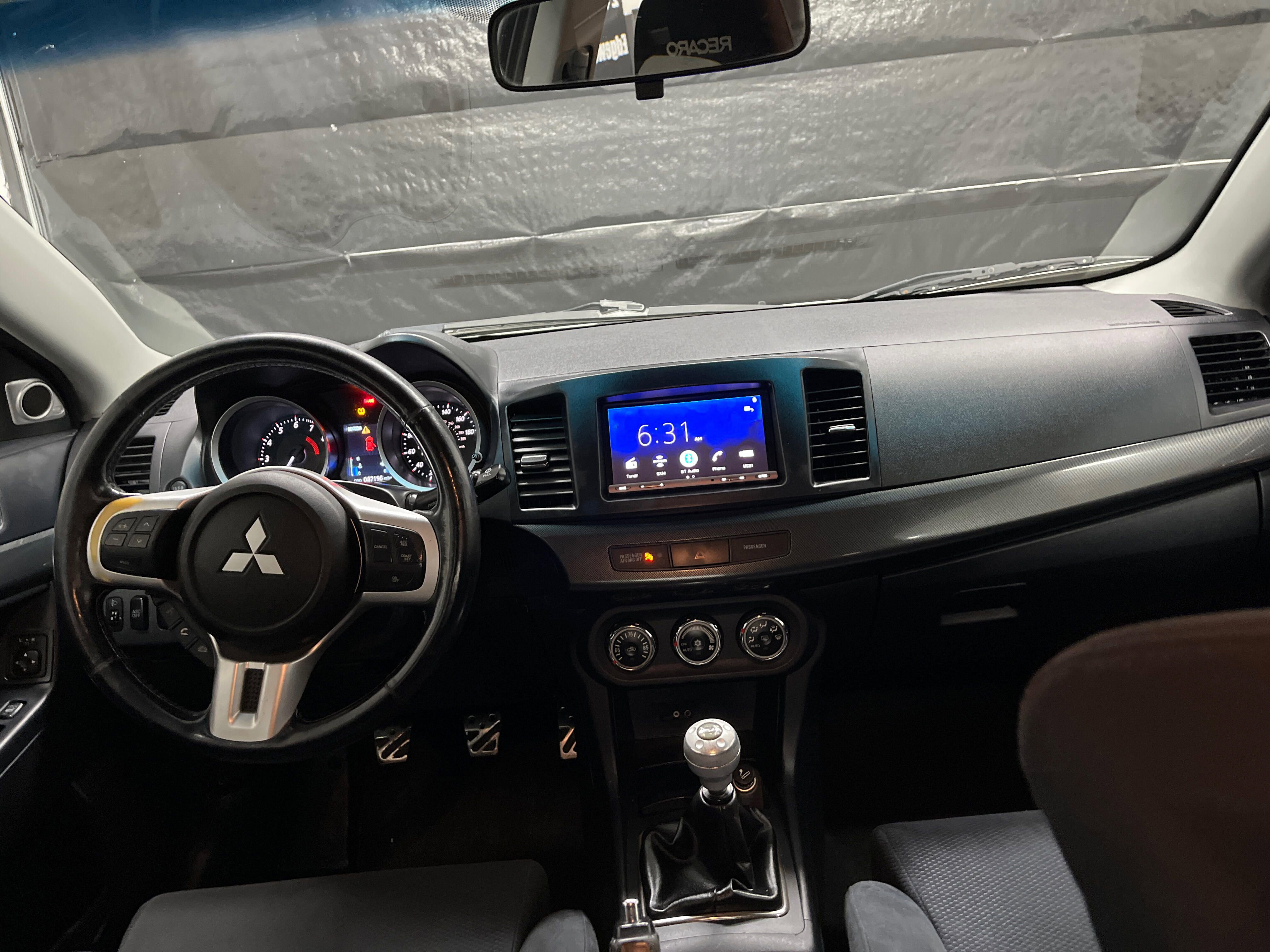 Used 2010 Mitsubishi Lancer Evolution GSR image 10