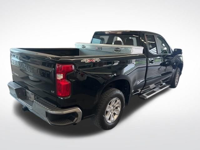 Used 2020 Chevrolet Silverado 1500 LT AWD/4WD image 8