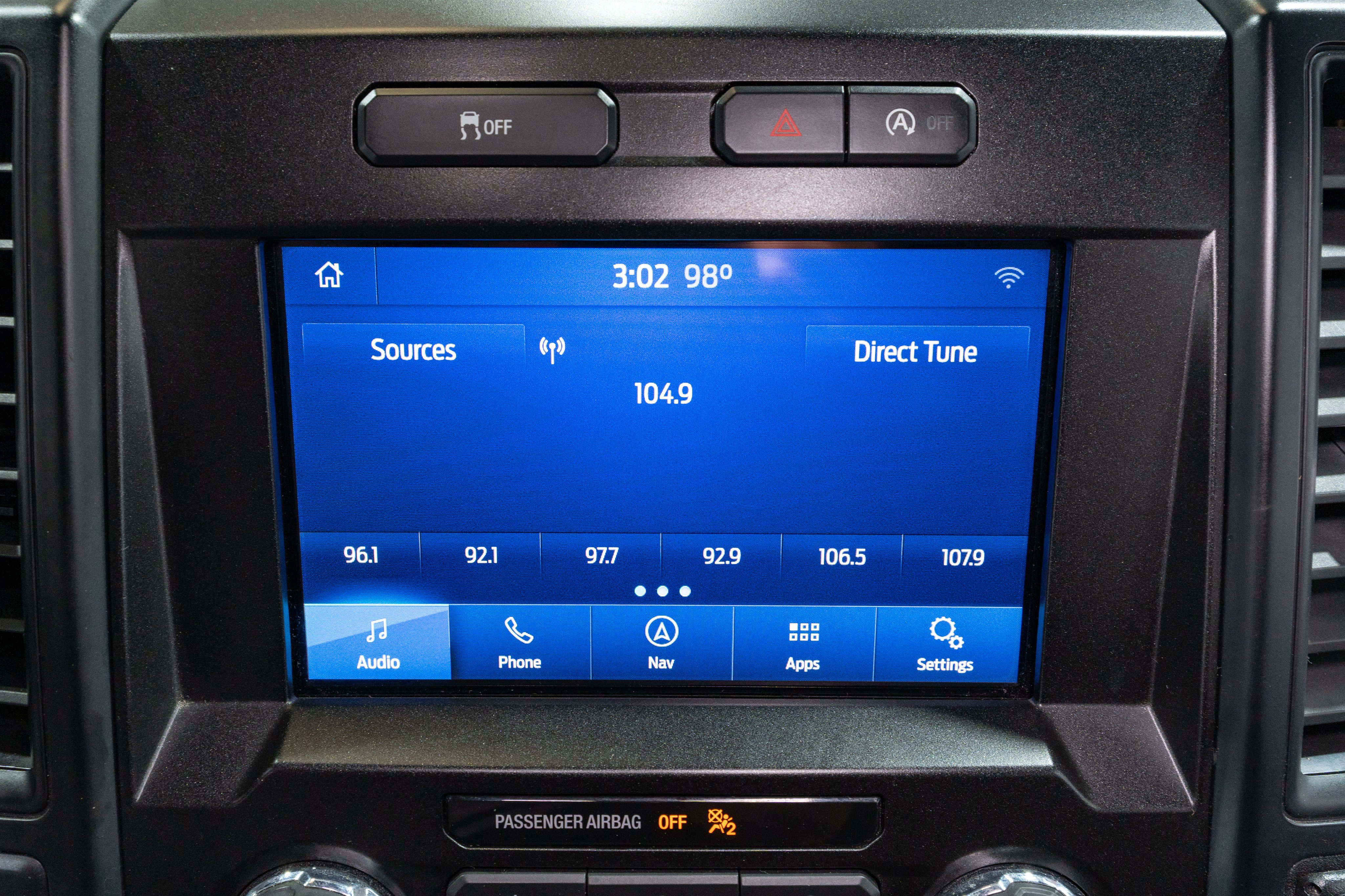 Used 2018 Ford F150 XL w/ Equipment Group 101A Mid AWD/4WD image 17