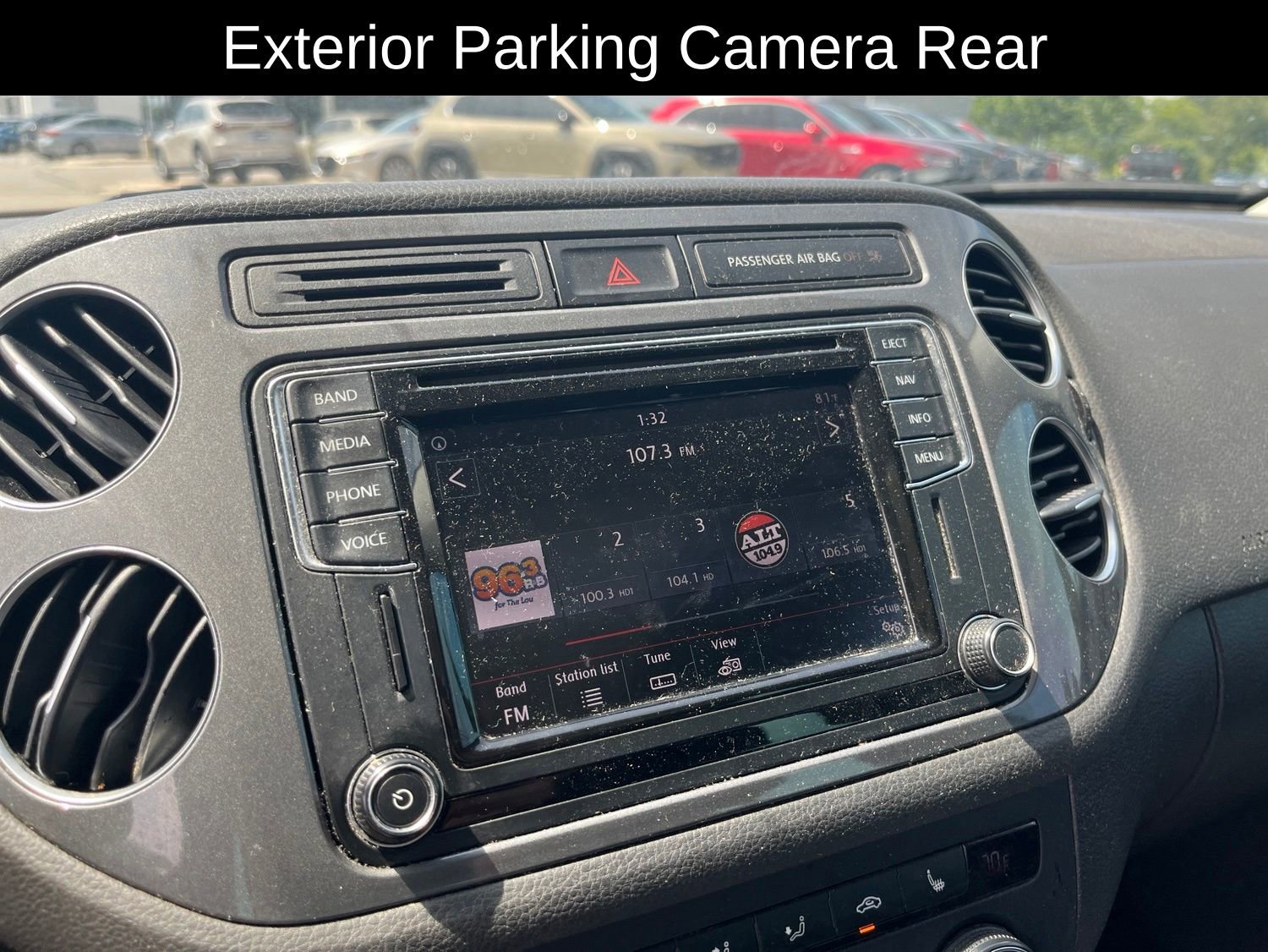 Used 2017 Volkswagen Tiguan Sport FWD image 12