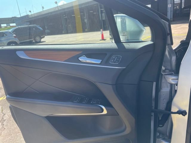 Used 2019 Lincoln MKC Reserve AWD/4WD image 24