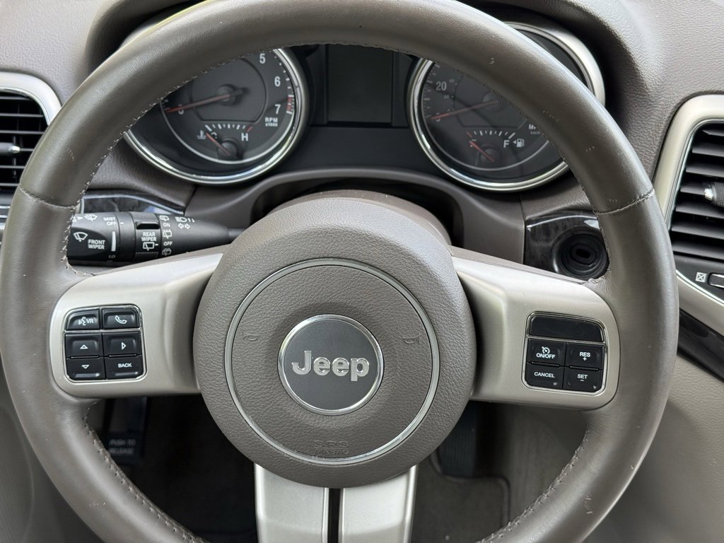 Used 2012 Jeep Grand Cherokee Laredo image 14