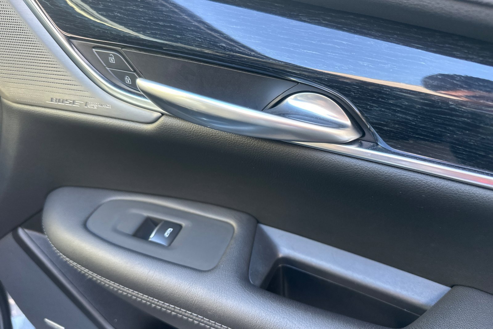 Used 2025 Cadillac XT5 Premium Luxury image 22