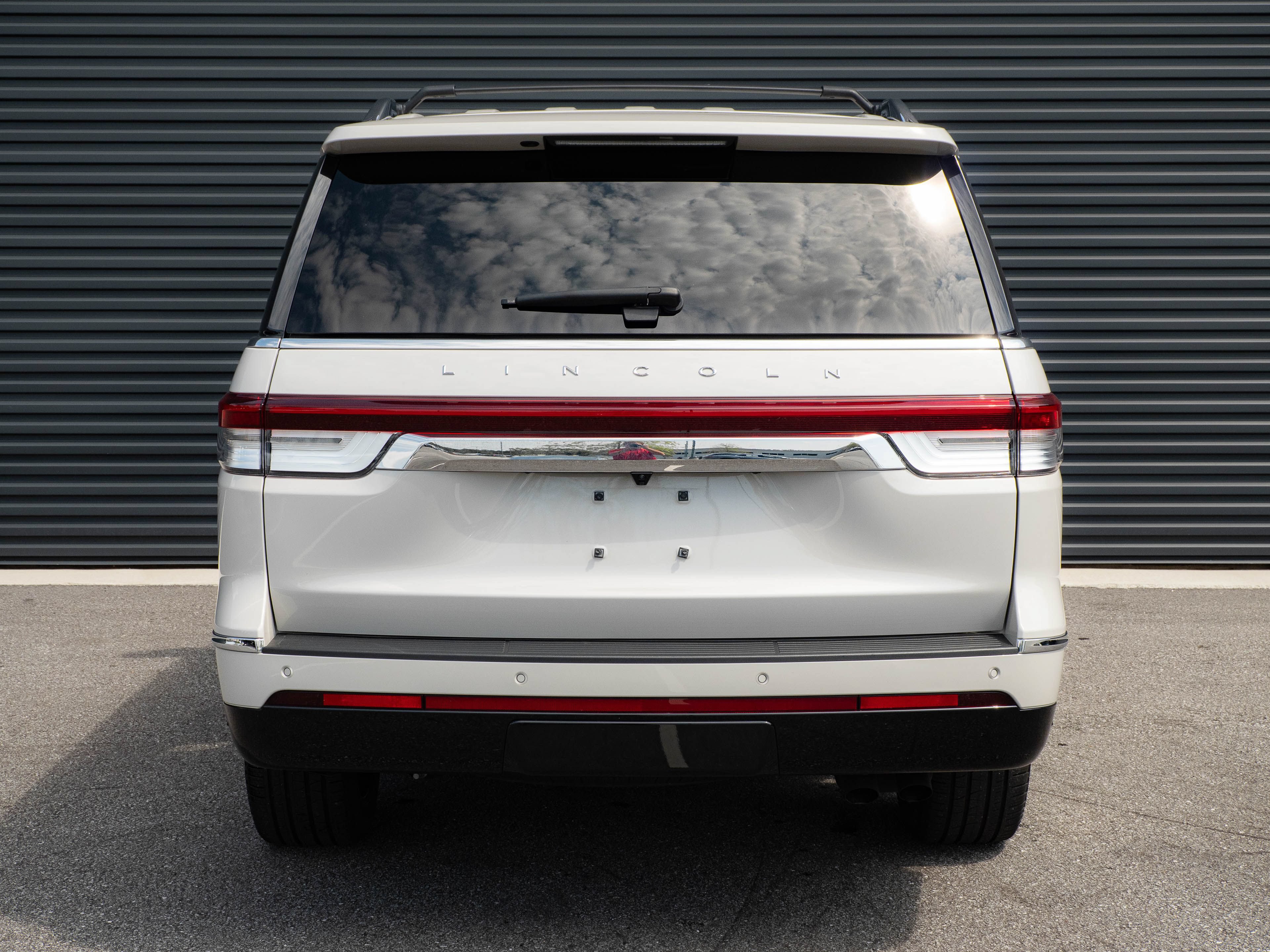 Used 2024 Lincoln Navigator Reserve AWD/4WD image 28