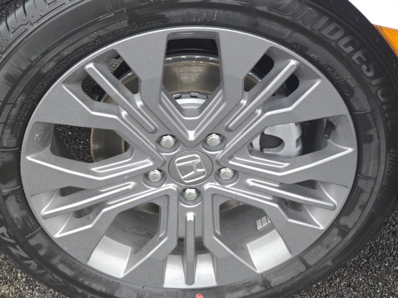 New 2026 Honda Odyssey Touring image 17