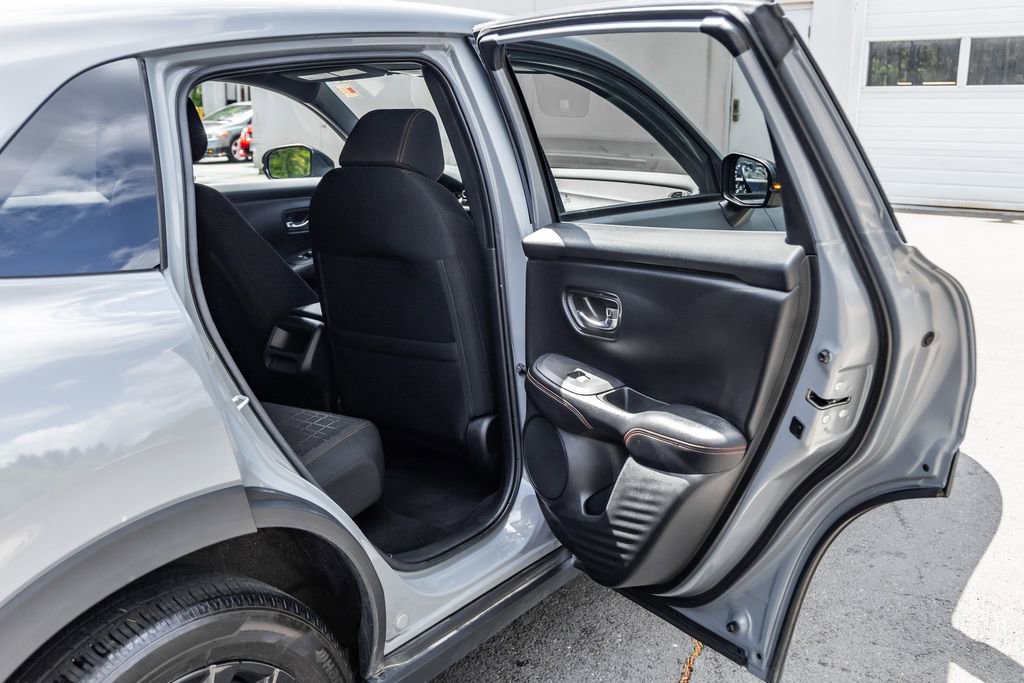 Used 2024 Honda HR-V Sport image 18