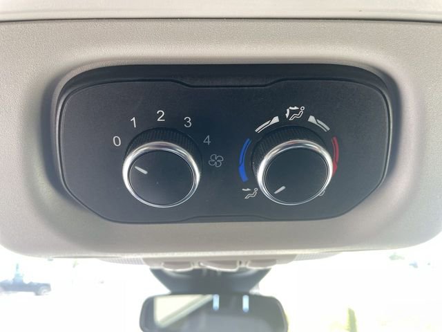 Used 2020 Ford Transit 350 XLT image 19