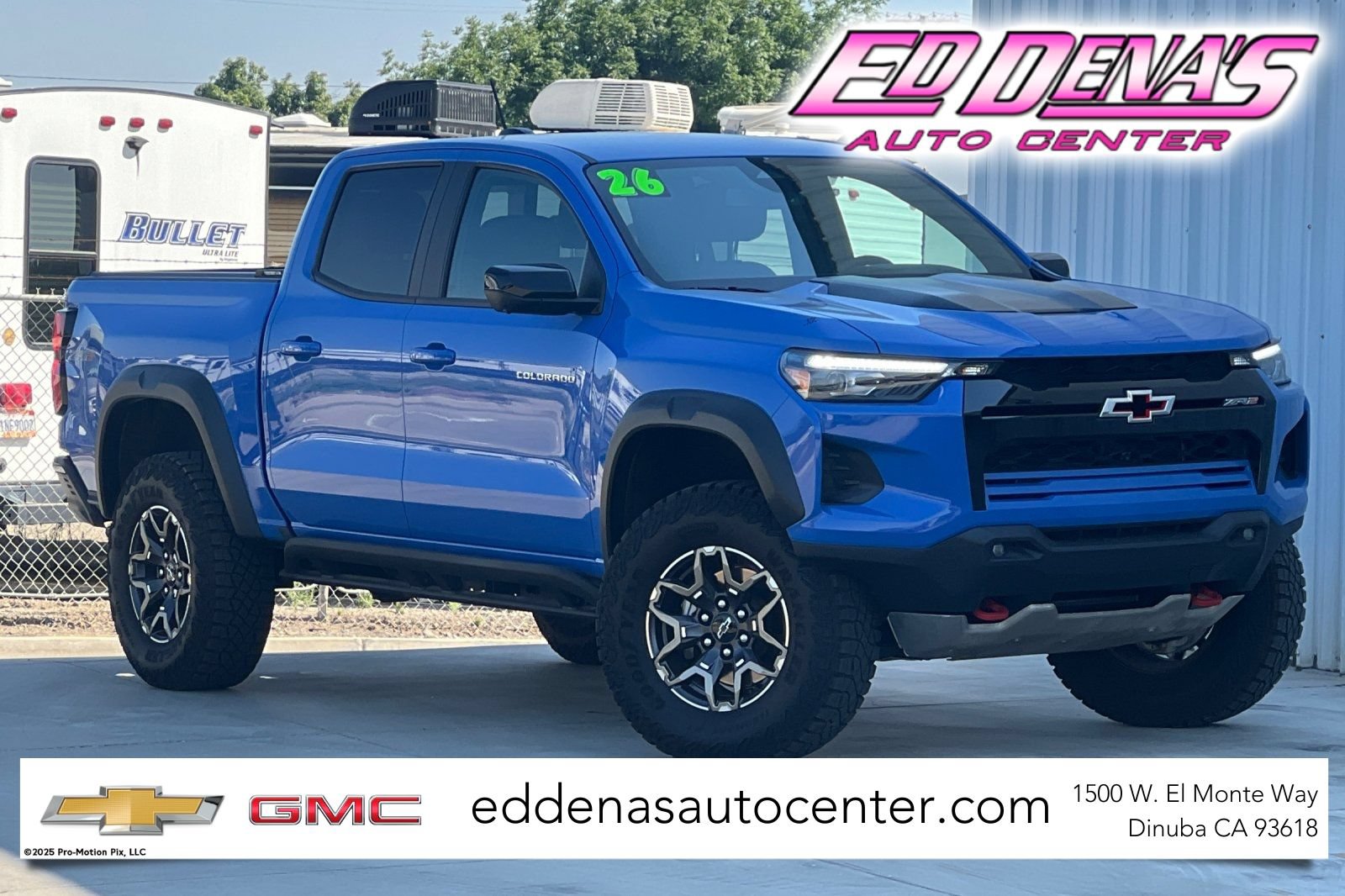 Used 2026 Chevrolet Colorado ZR2 w/ Technology Package AWD/4WD image 1