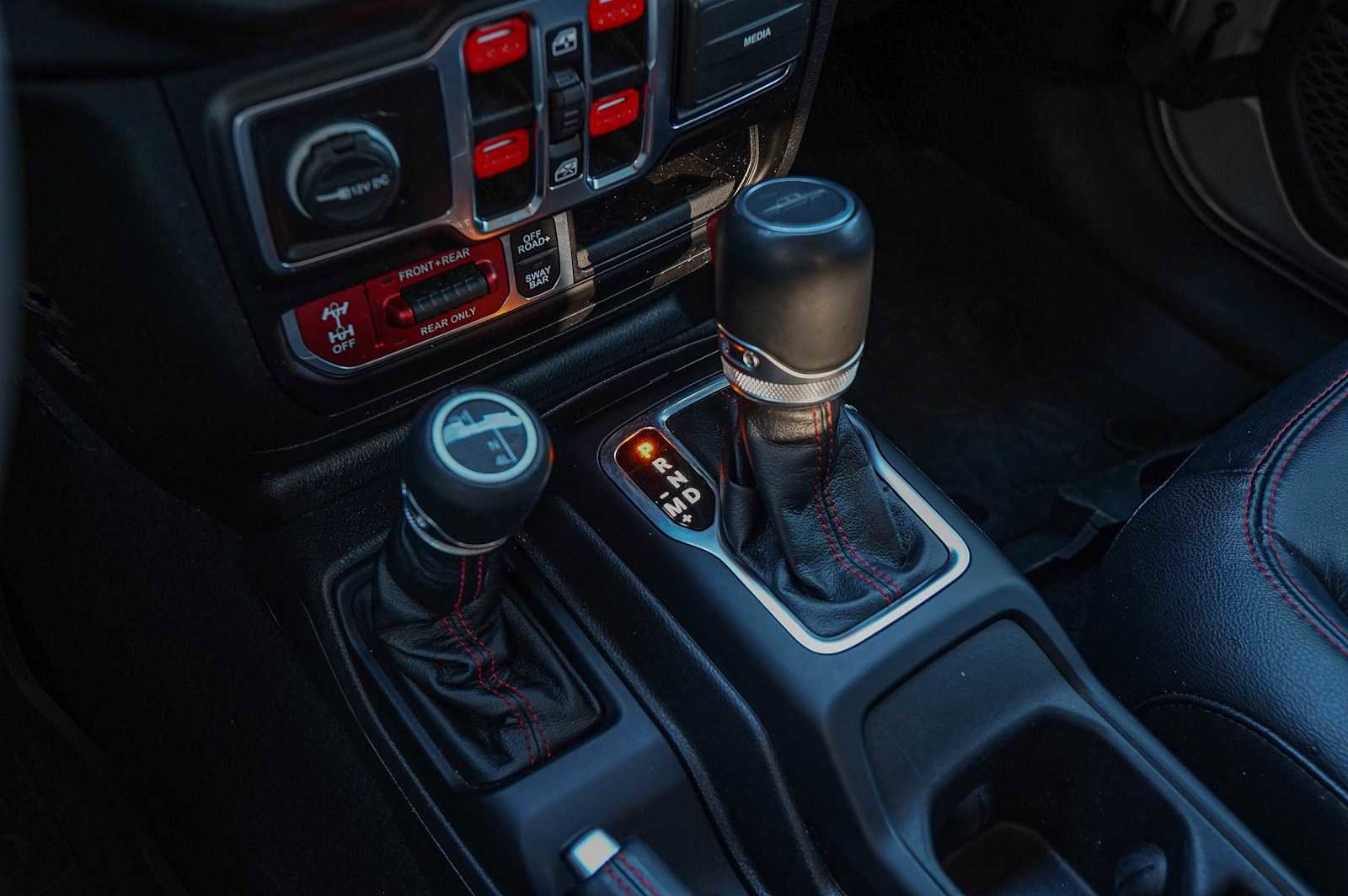 Used 2023 Jeep Gladiator Rubicon w/ LED Lighting Group image 22