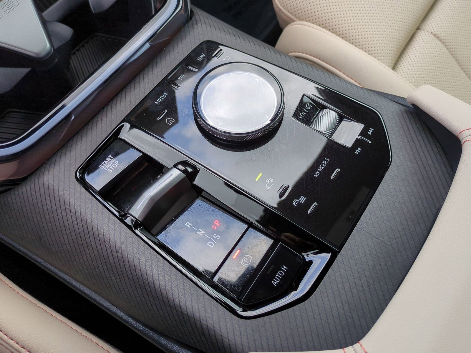 Certified 2026 BMW X3 xDrive30 w/ Premium Package image 23