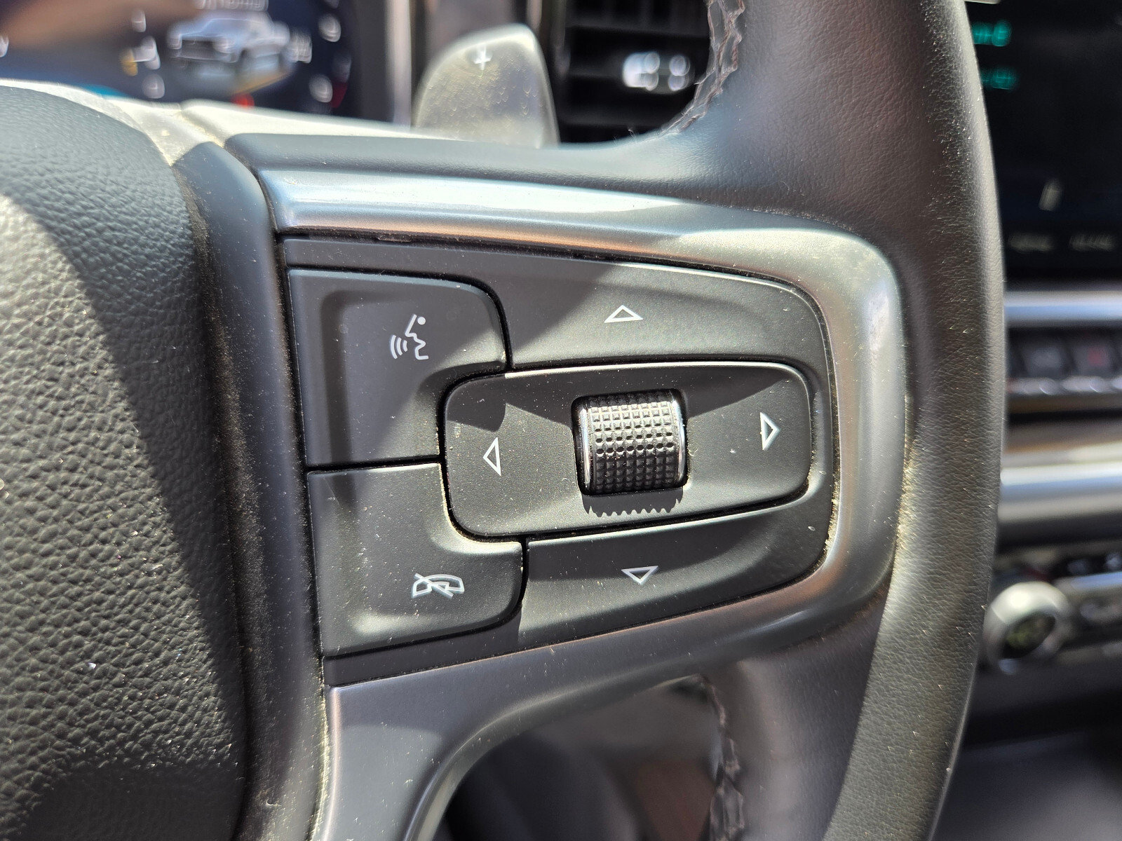 Certified 2025 Chevrolet Silverado 1500 LT Trail Boss w/ Convenience Package II AWD/4WD image 23