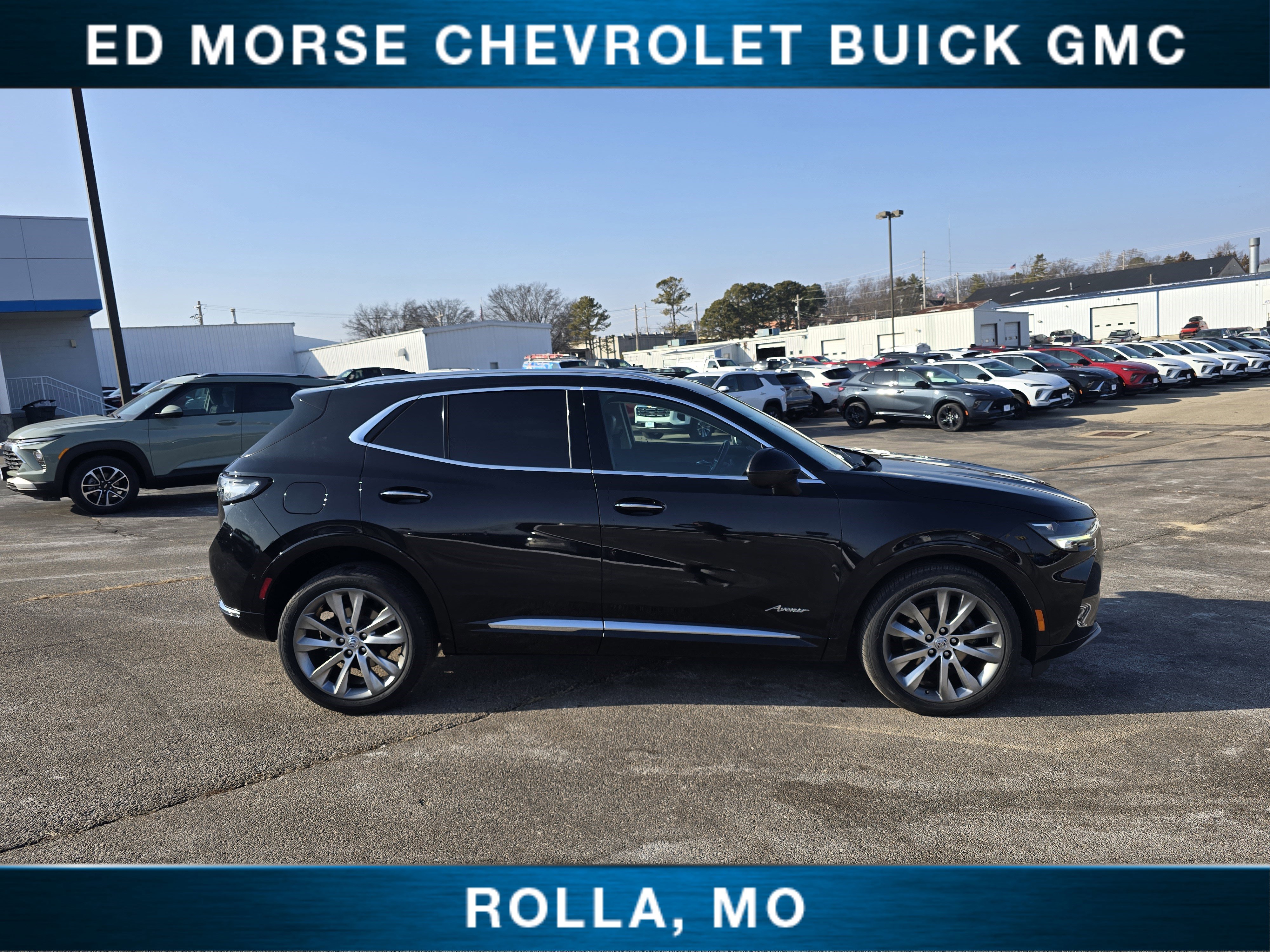 Used 2023 Buick Envision Avenir image 2