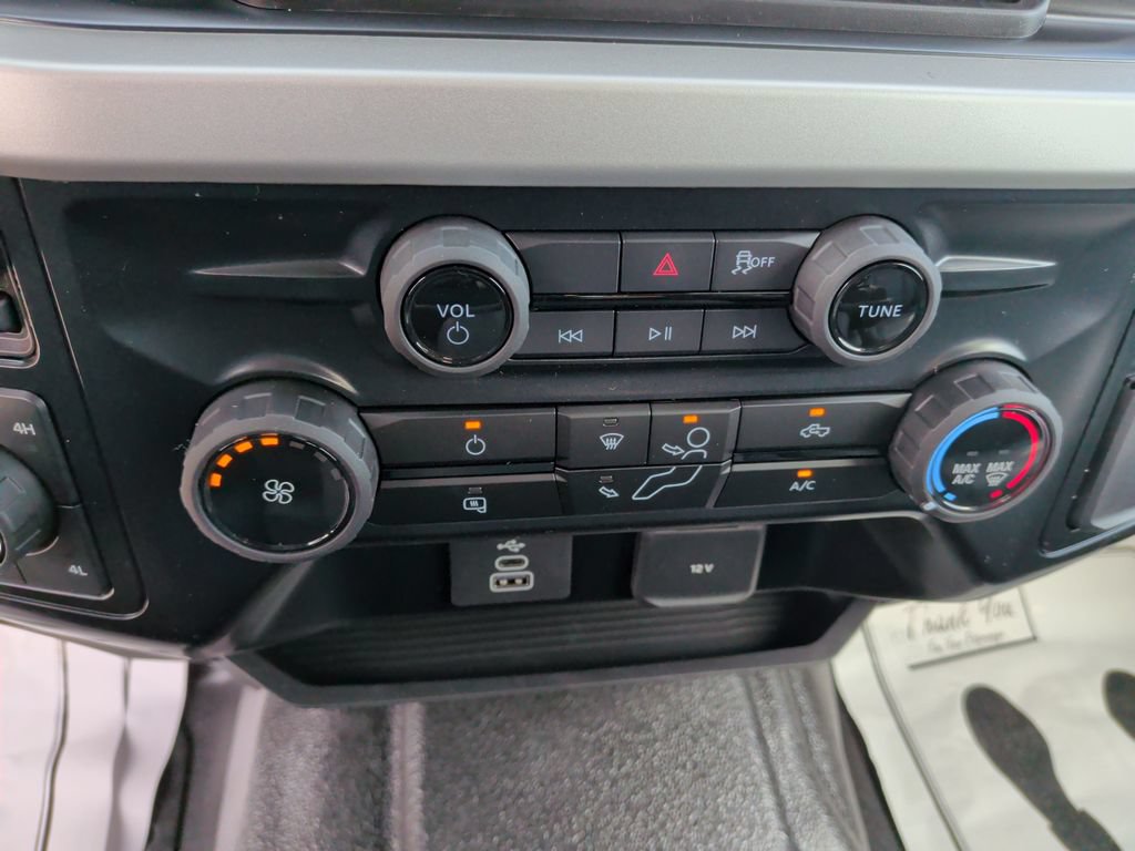 New 2026 Ford F250 XL w/ XL Chrome Package AWD/4WD image 19