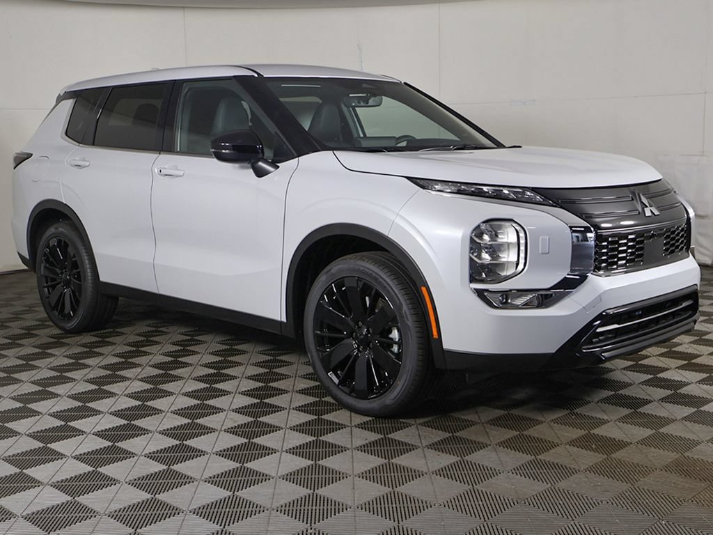 New 2026 Mitsubishi Outlander LE AWD/4WD image 2
