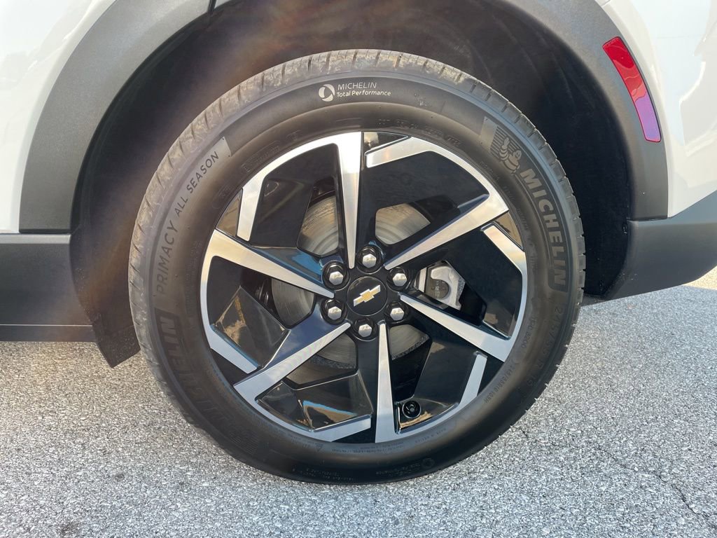 New 2026 Chevrolet Equinox EV LT image 57