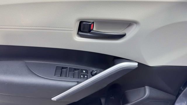 Used 2023 Toyota Corolla Cross L AWD/4WD image 19