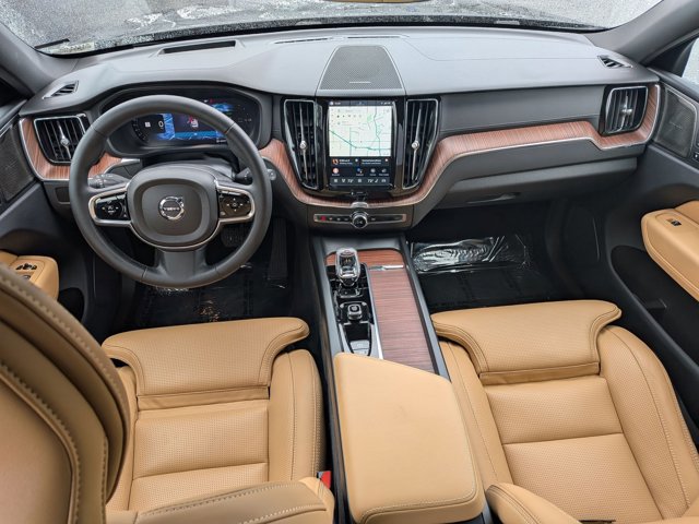 Used 2024 Volvo XC60 T8 Ultimate w/ Protection Package Premier image 19