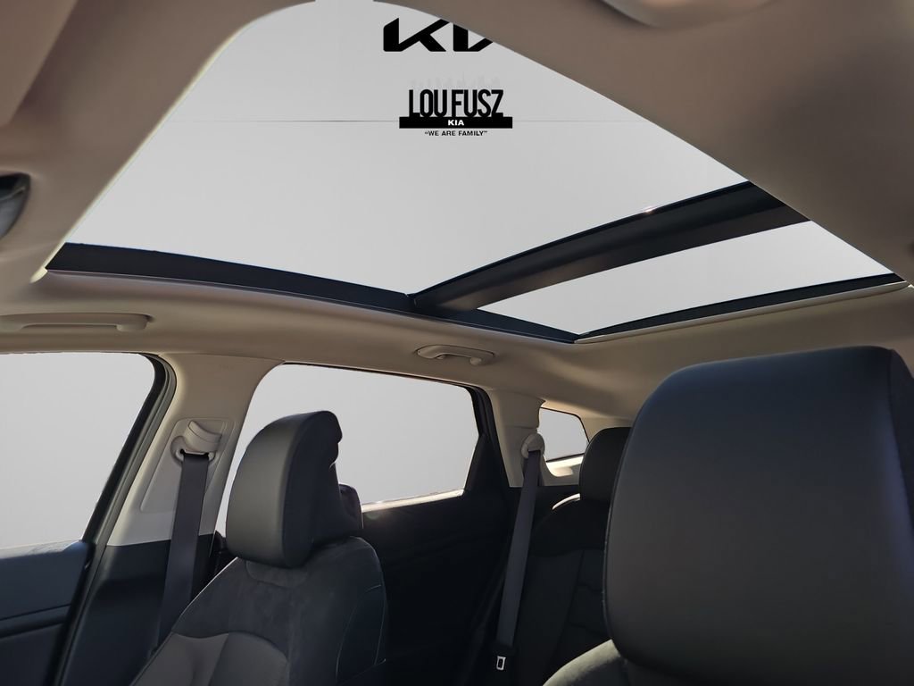 New 2026 Kia Sportage SX image 6