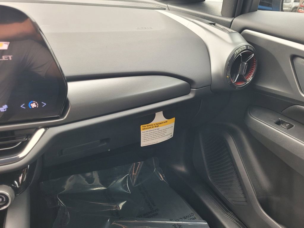 New 2026 Chevrolet Equinox EV RS FWD image 33