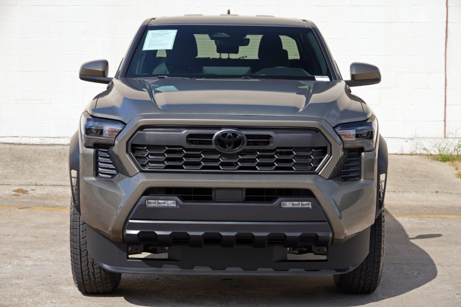 Used 2025 Toyota Tacoma TRD Off-Road AWD/4WD image 47