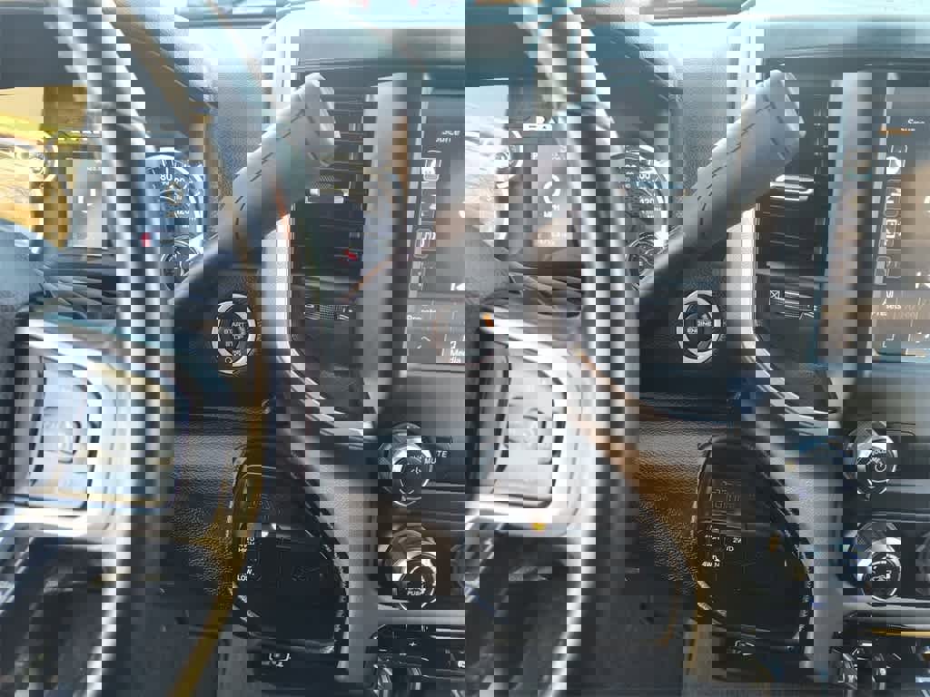 Used 2024 RAM 2500 Big Horn image 19