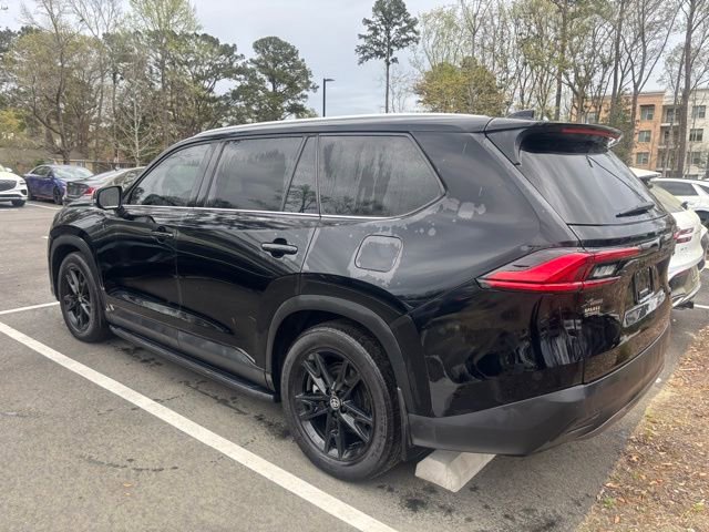 Used 2024 Toyota Grand Highlander image 4