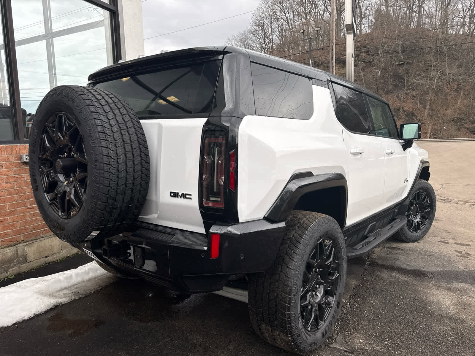 New 2026 GMC Hummer EV SUV image 7